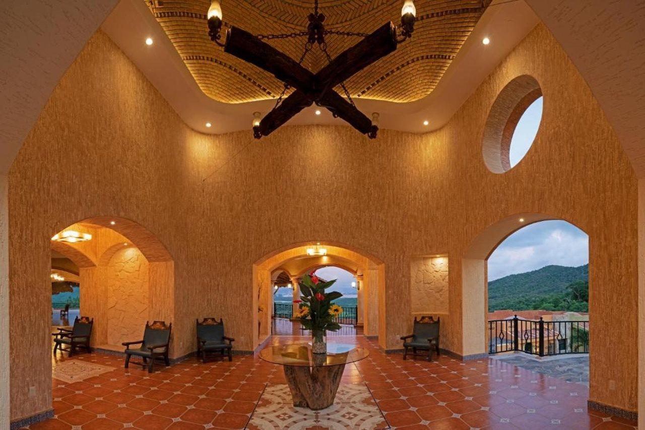 El Corazon Golf & Spa Resort Manzanillo Exterior photo